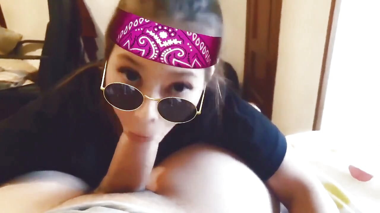 Sucking Cock of 21 Centimeter