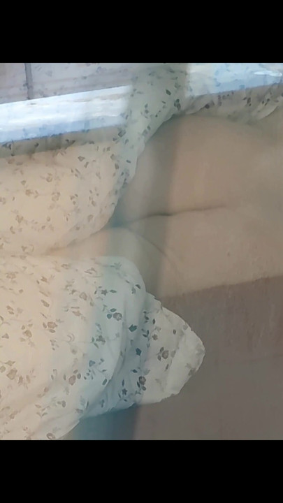 Quando o vizinho olha pela janela | Clipe 1