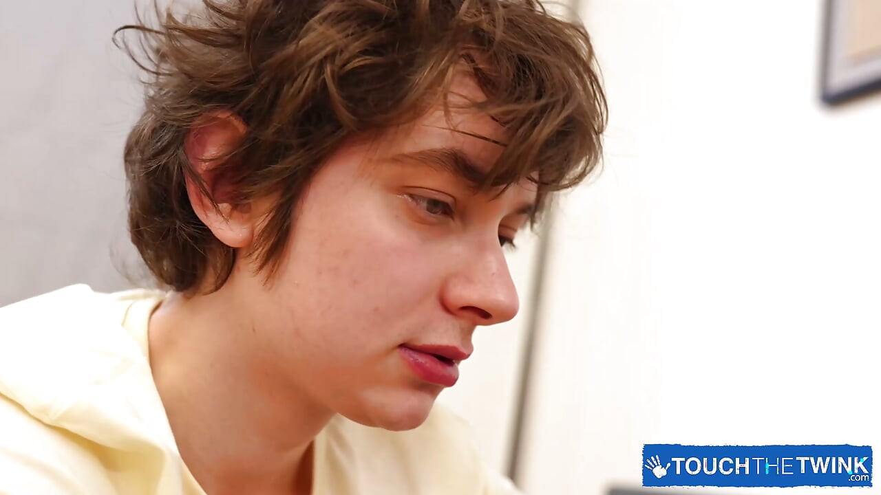Kinky Twink Elio Pjatteryd Massages And Blows Andrew Abbotts Fat Dick
