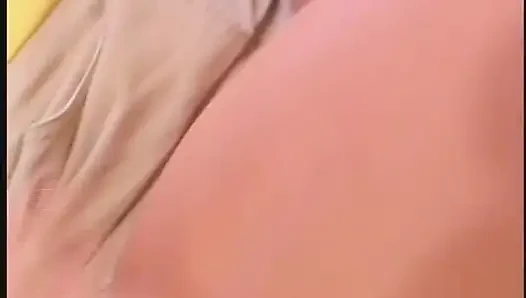 Cewek itu pengen dientot dua kontol