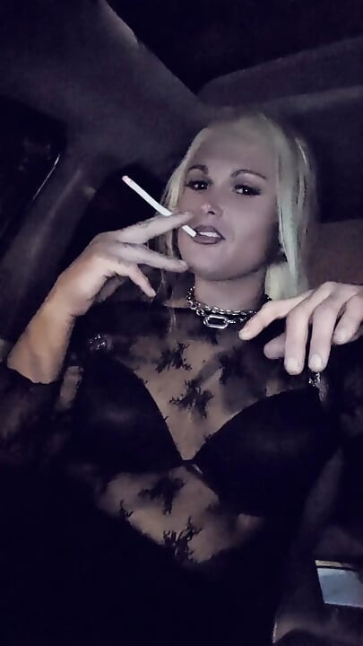 Popuši ga uz pušenje JOI