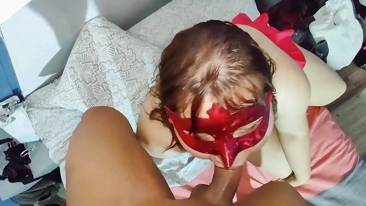 Η σκλάβα του σεξ μου λατρεύει τα χύσια μου στο σάντουιτς της