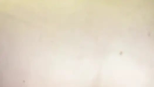 Büyük boy beyaz kadın Meksikalı adamın kalın yarağını emiyor