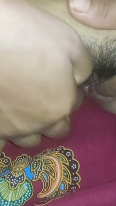 Chikna man lagyo thulo lado chaiyo , i want to fuck hardly | Clip 1