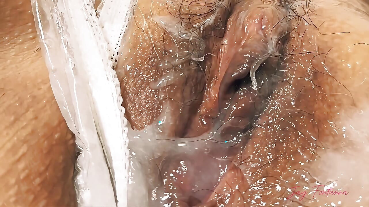 Sticky Heaven: Stříkání s kalhotkami