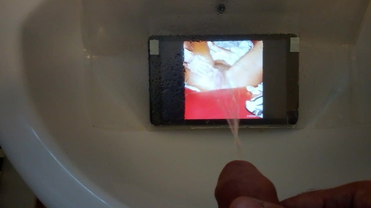 ans001 Pee Tribute