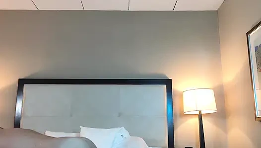 Jake Grand seksi dövmeli genç kızı sert sikiyor - derleme 8