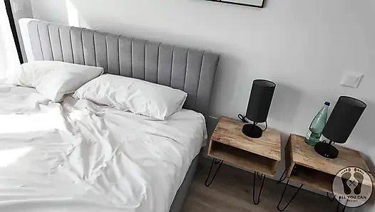 4k maskierte erwischt beim sex in fußfesseln