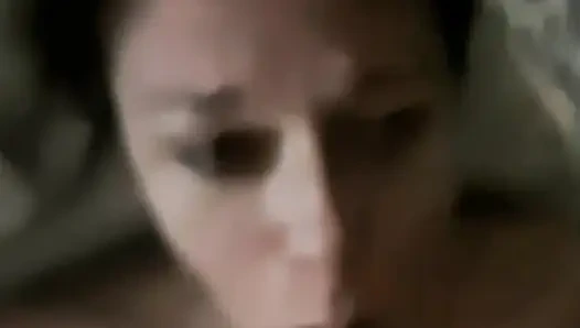 Fütterte seinen schwanz