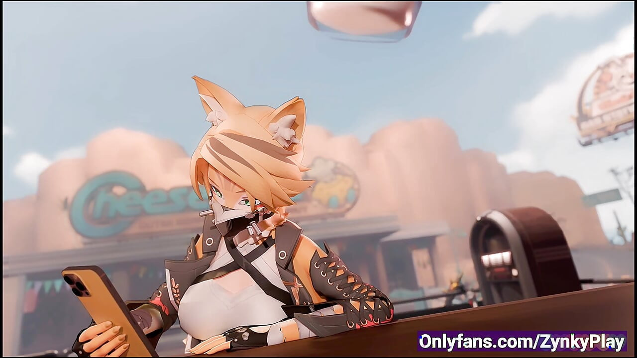 Awek Futa minum secermin susu dan menjadi sangat miang