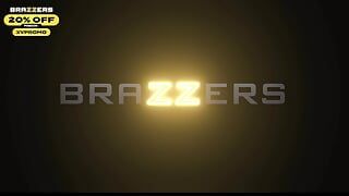 몰래 파티 보지.스카릿 스캔들 Brazzers