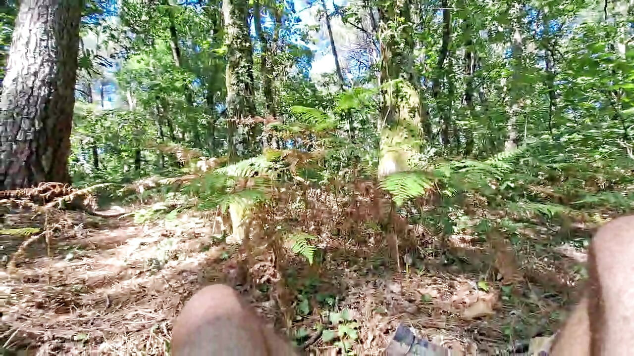 An hour of jerking in the middle of the forest, remi06cam4
