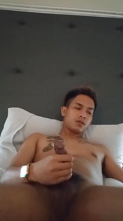 Камшот в азиатском твинк-отеле