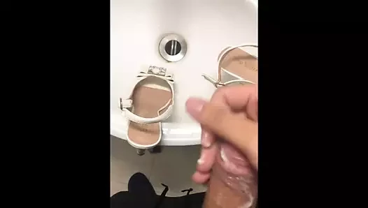Sikme ve boşalmak içinde benim arkadaşlar adım anneler dikizlemek ayak topuklu boyut 220