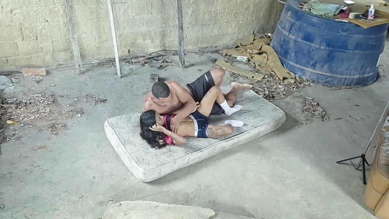 I had sex with the on the mattress on the terrace of my house
