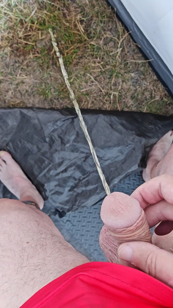 Camping Piss