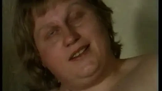 BBW German amateur bitch plays with big sex toy