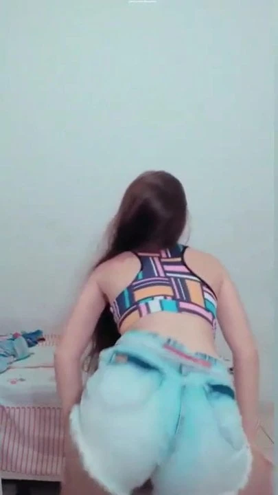 any.beatrizz dancing funk