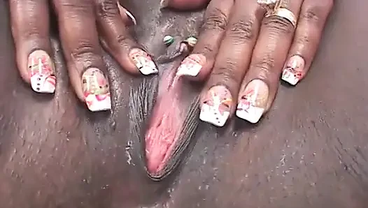 Cewek semok kulit putih yang super semok pengen dientot sama kontol besar pria kulit putih