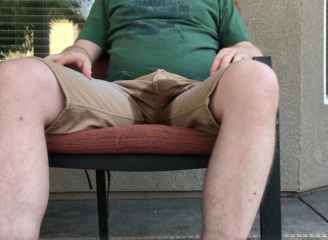 Lazy Pee in my Pants Sitting Outside