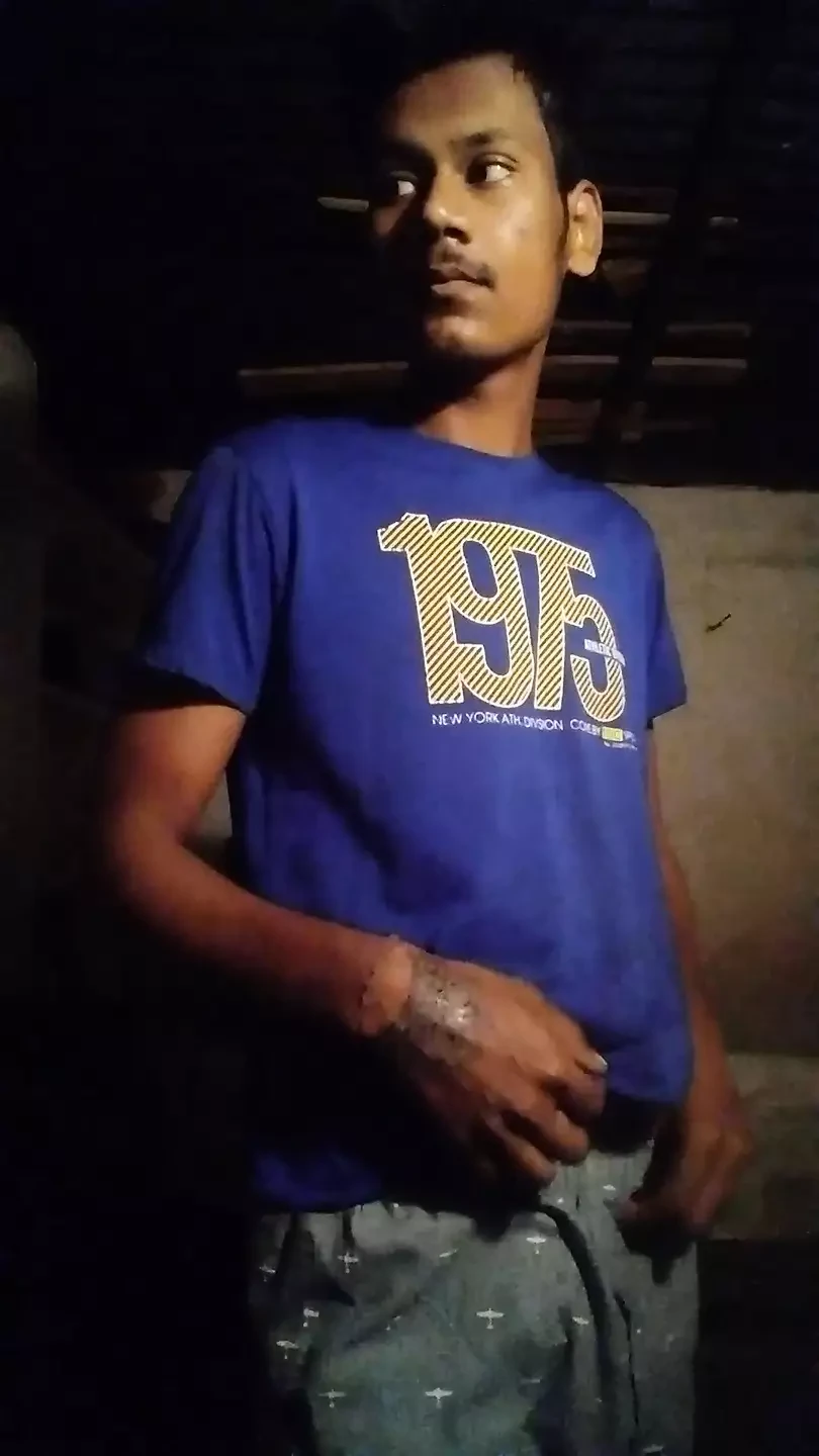 Hi ye mera new mob，我在我的 8pro 中见到你并不是我第一次见到你