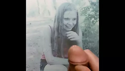 Alyson Hoffman haraç #6