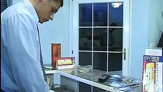 Cewek seksi jerman dientot habis-habisan sampai dicrot di dalam