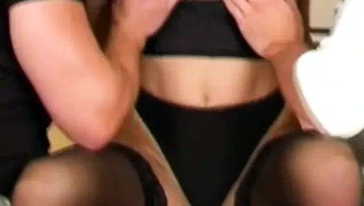 Sexy schönheit aus rumänien liebt es
