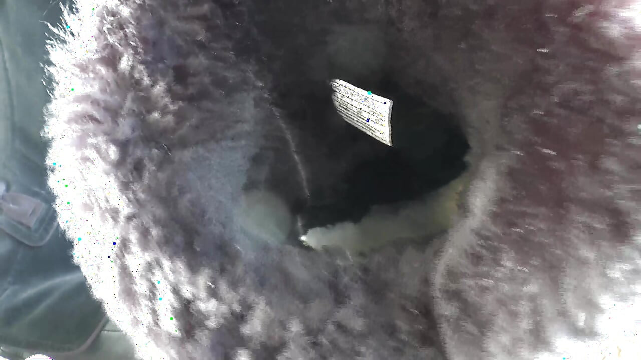 Sepatu bot bulu yang sangat bau! Dalam Sepatu Bot Bau Dan Kaki, Lady Victoria Valente