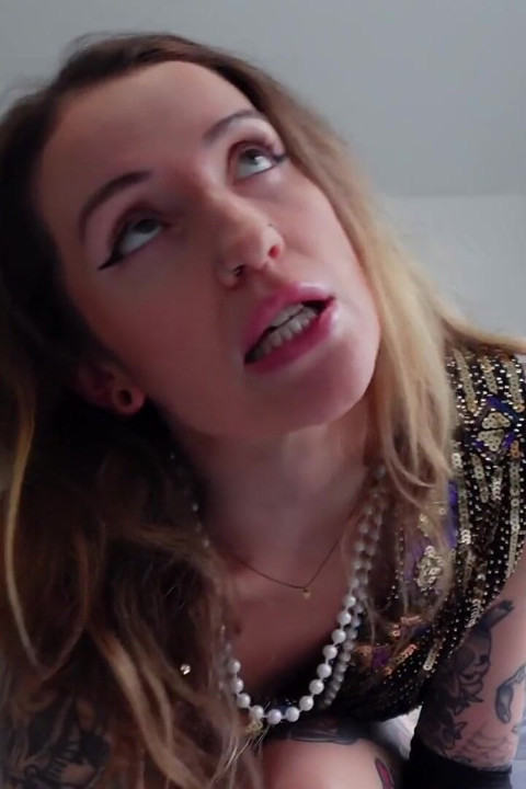 Sutton's Roaring '20s Foot Worship 4K POV Sole Devotion Awaits!
