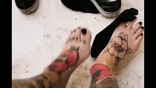 YOUR ITALIAN GODDESS vertical video copilation mix feet gloves