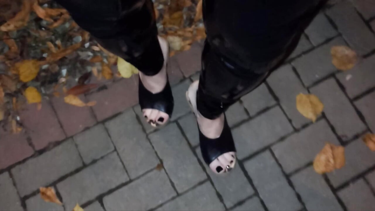 There's nothing like latex on a walk