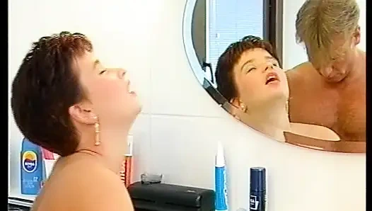 Alman Kapılarının Arkasında Özenle Siktir Edilir - Tam Film