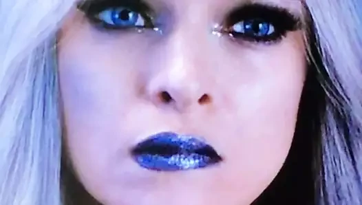 Danielle Panabaker boşalma anısına #2