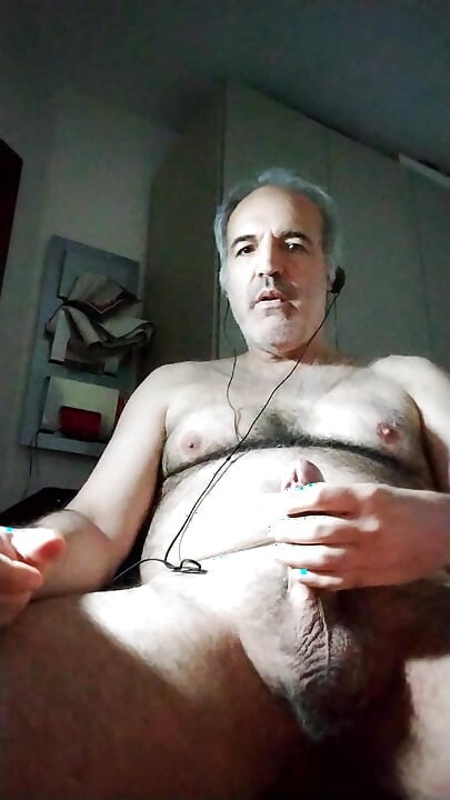 Veliki izljev sperme za tebe, moj prijatelju