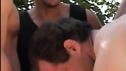 Memekku menganga lebar di surga