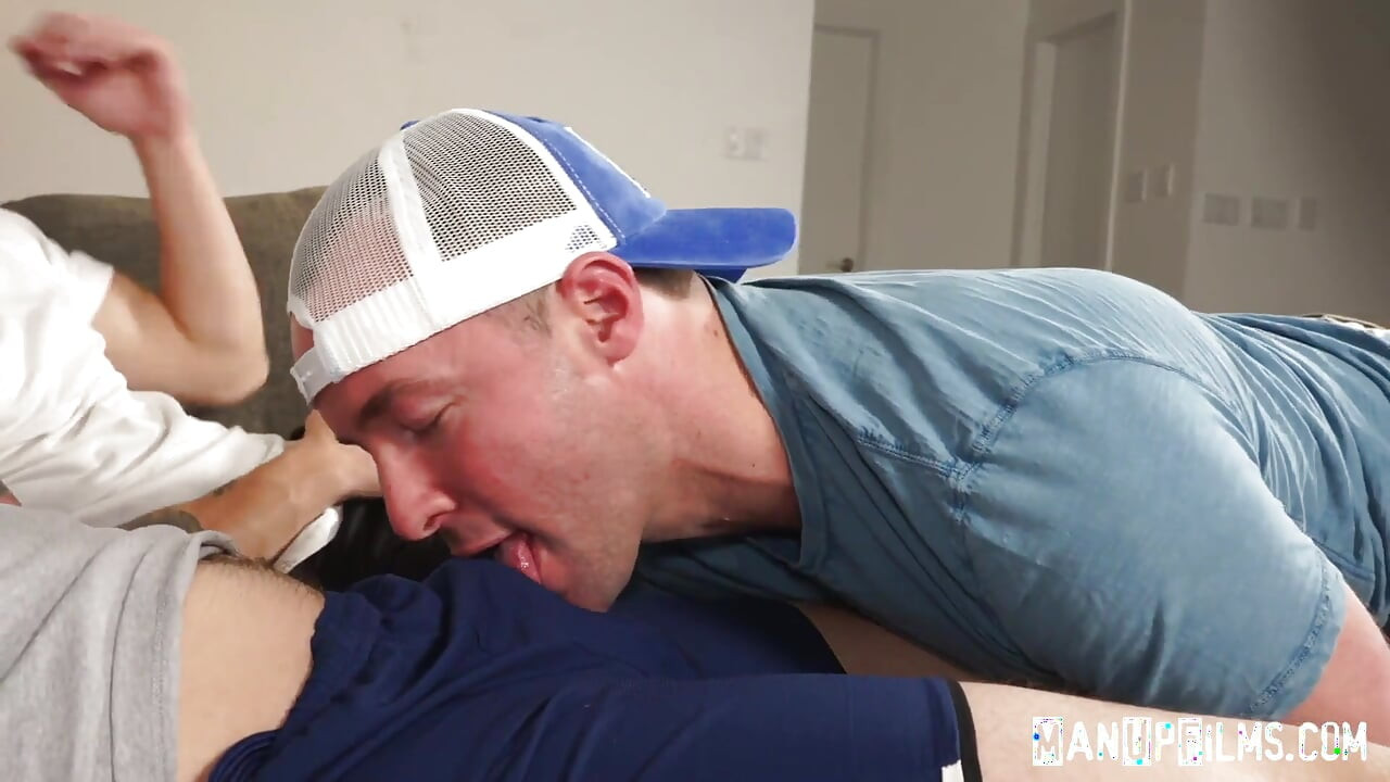 Foot Fetish Bareback Anal 3 Way - Manupfilms