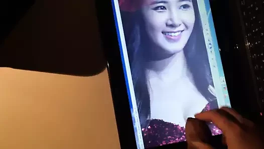 cum on Yuri (birthday tribute)