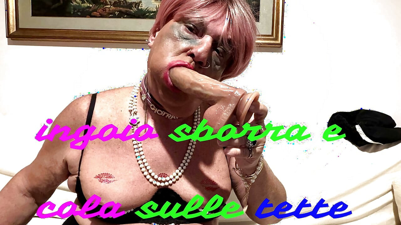 Varm thu shemale ludder i svart