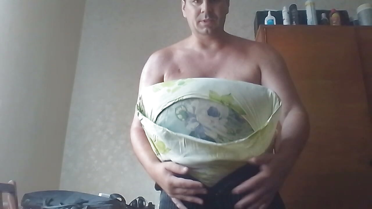 My pillows masturbation. Lovely pillows. Hard and cool.