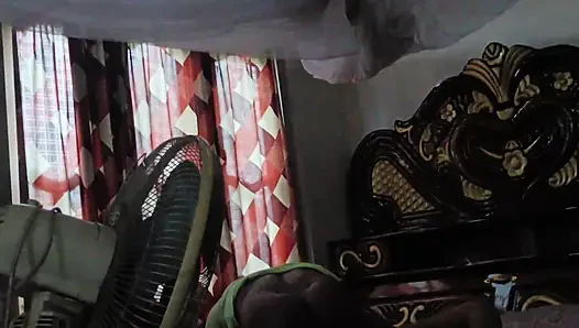 Desi purosi bhabi ne bulaya ghar pe chudne keliye,sex video american
