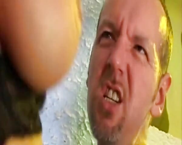 Urocze dziewczyny są mocno dosiadane