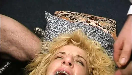 A Very Horny Pussy Wants Only Big Fuck