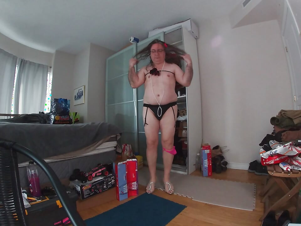 Early  Morning CD in a sissy dirty mature jerking off Video