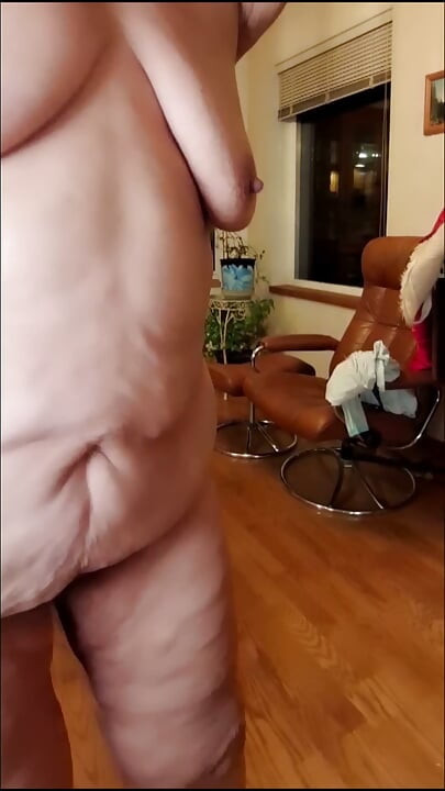 Sexy granny hairy pussy striptease