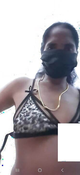 Aunty play pussy and boobs