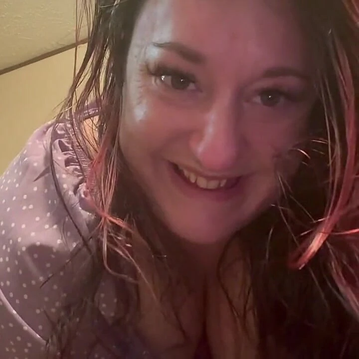 Tied Down Under Me: My Hovering Ass Lets Out Farts You Cant Escape: Bootyful Bella Blast