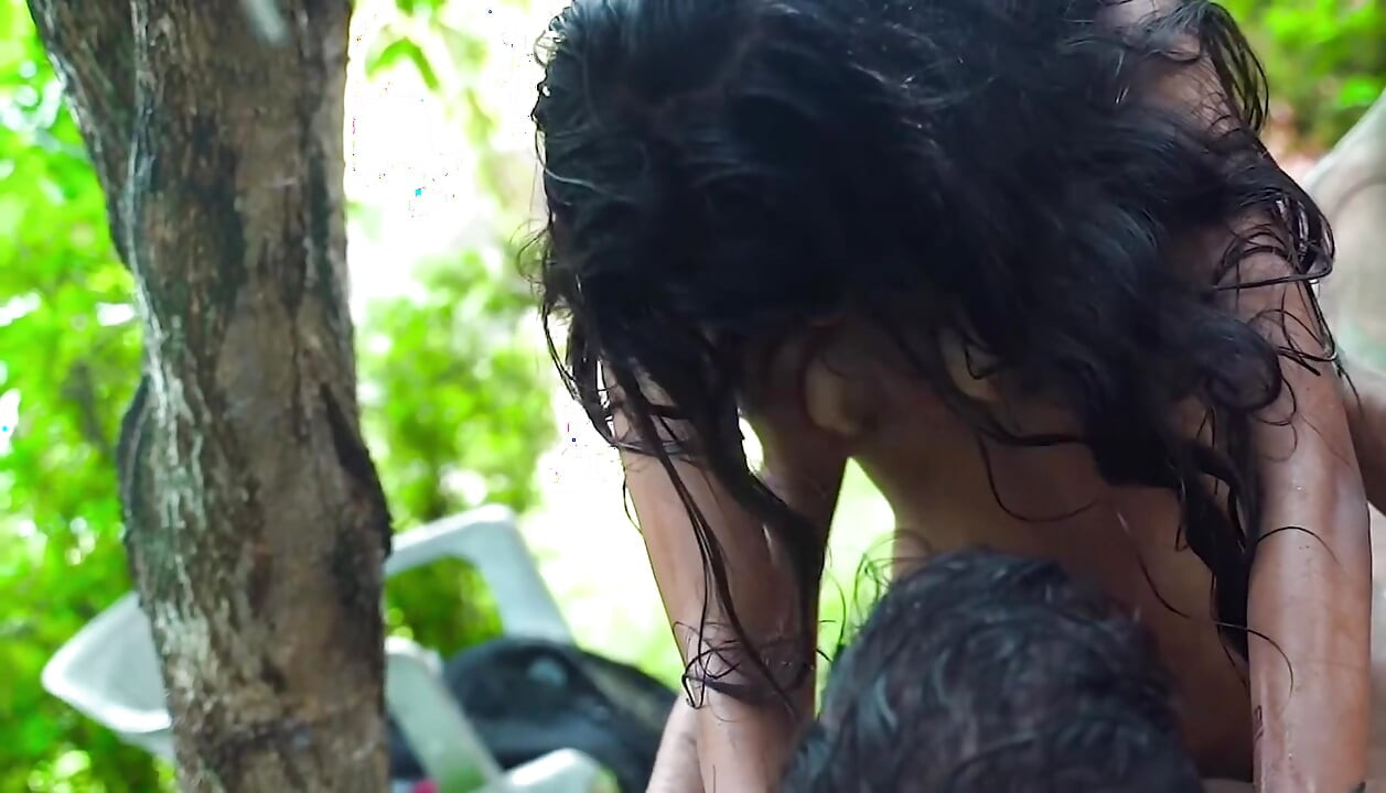 Soteli bahan ko gift dekar sotele bhai ne doodh dba kar choda
