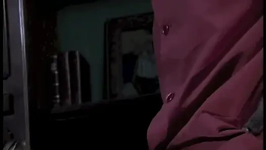 Hizmetçi Sadece Poposu Için Büyük Siyah Bir Penis Bekliyordu