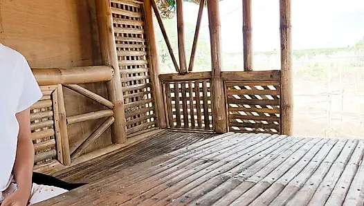 Genç kız neighboor azgındı ve riskli halka açık seks deneyimi yaşamak istiyor